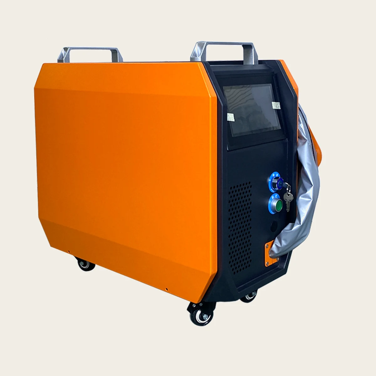 TY-HS1023 orange-schwarze luftgekühlte kontinuierliche Laserreinigungsmaschine mit Touchscreen, oberen Griffen, seitlich montierter Reinigungskopfhülse und Lenkrollen